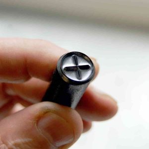 Гасящее ударное клеймо